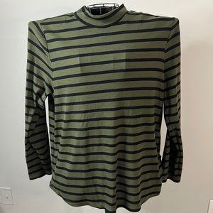 Green old navy sweater